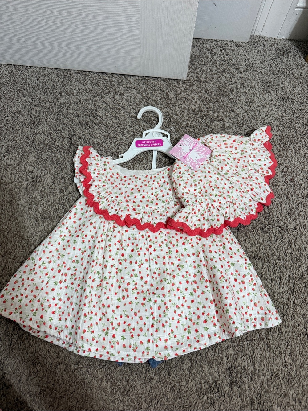 NWT Tommy Bahama Baby Girl's Strawberry Print 3 Piece Hat Set Size 12 Months